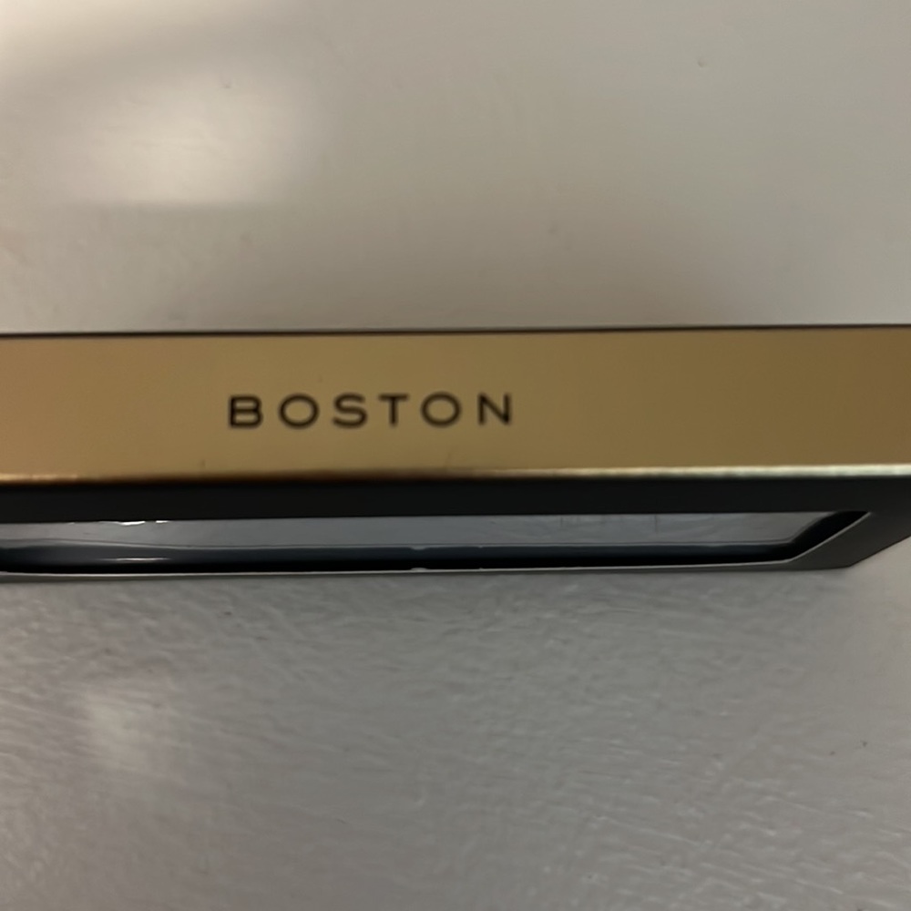 Lashes - Picture 2 of 4